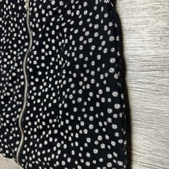Forever21 womens floral full zip mini skirt size S‎ stretch black cream twill - Picture 3 of 8
